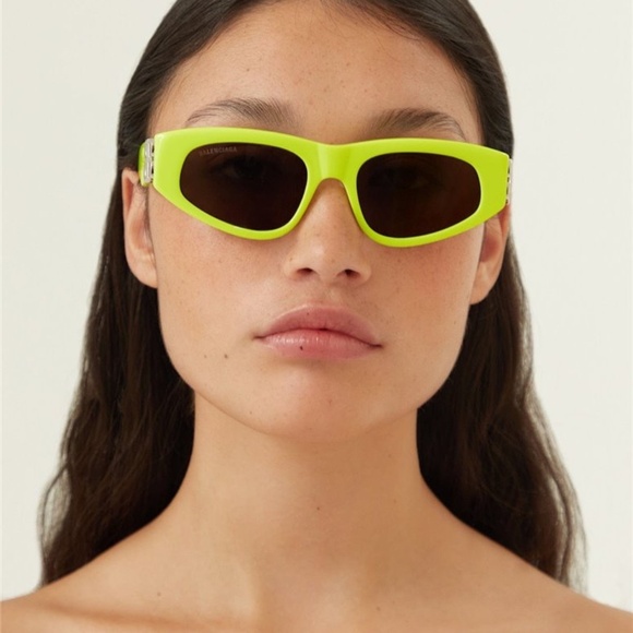 NEW BB0095S 007 BALENCIAGA YELLOW GREY WOMEN CAT EYE BALENCIAGA SUNGLASSES - Picture 1 of 10